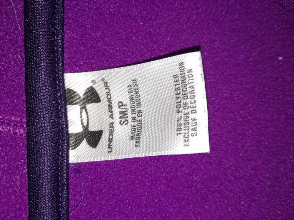 Under Armour 2 Tone Purple Hooded Sweatshirt with Front Logo Size Small - Picture 3 of 5